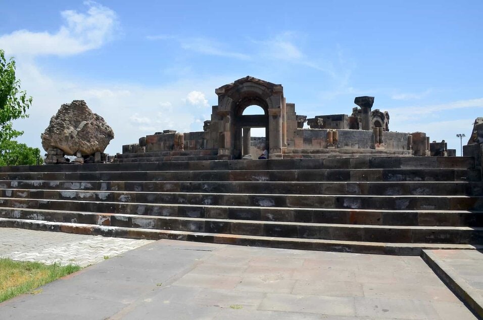 Zvartnots Cathedral: A Ruined 7th-Century Cathedral in Armenia